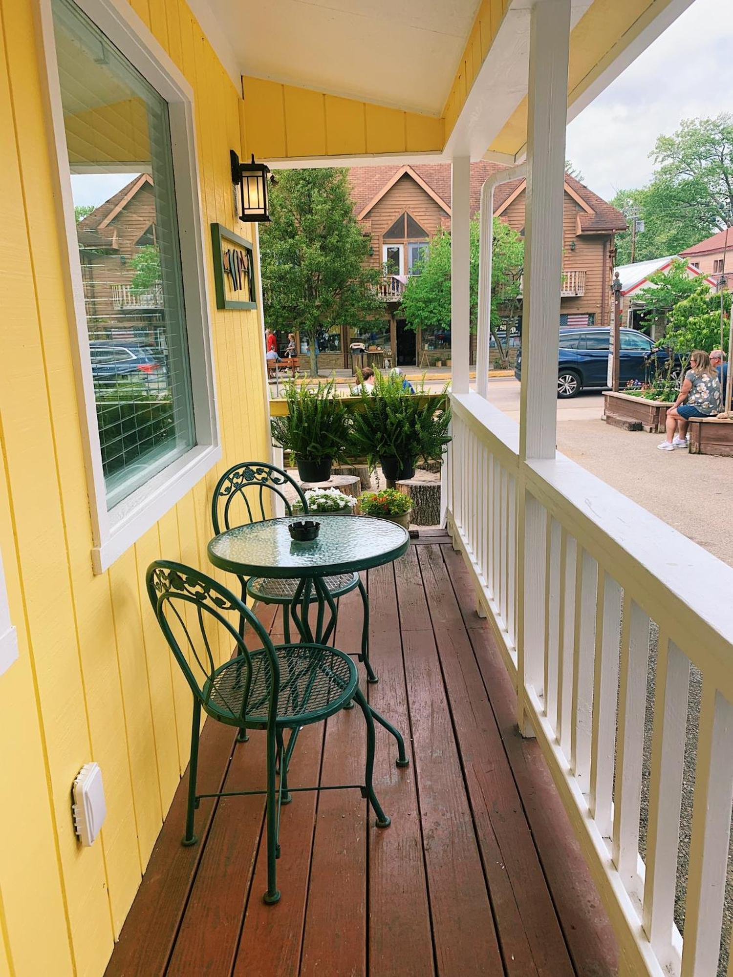 The Iris Garden Downtown Cottages And Suites Nashville Room photo