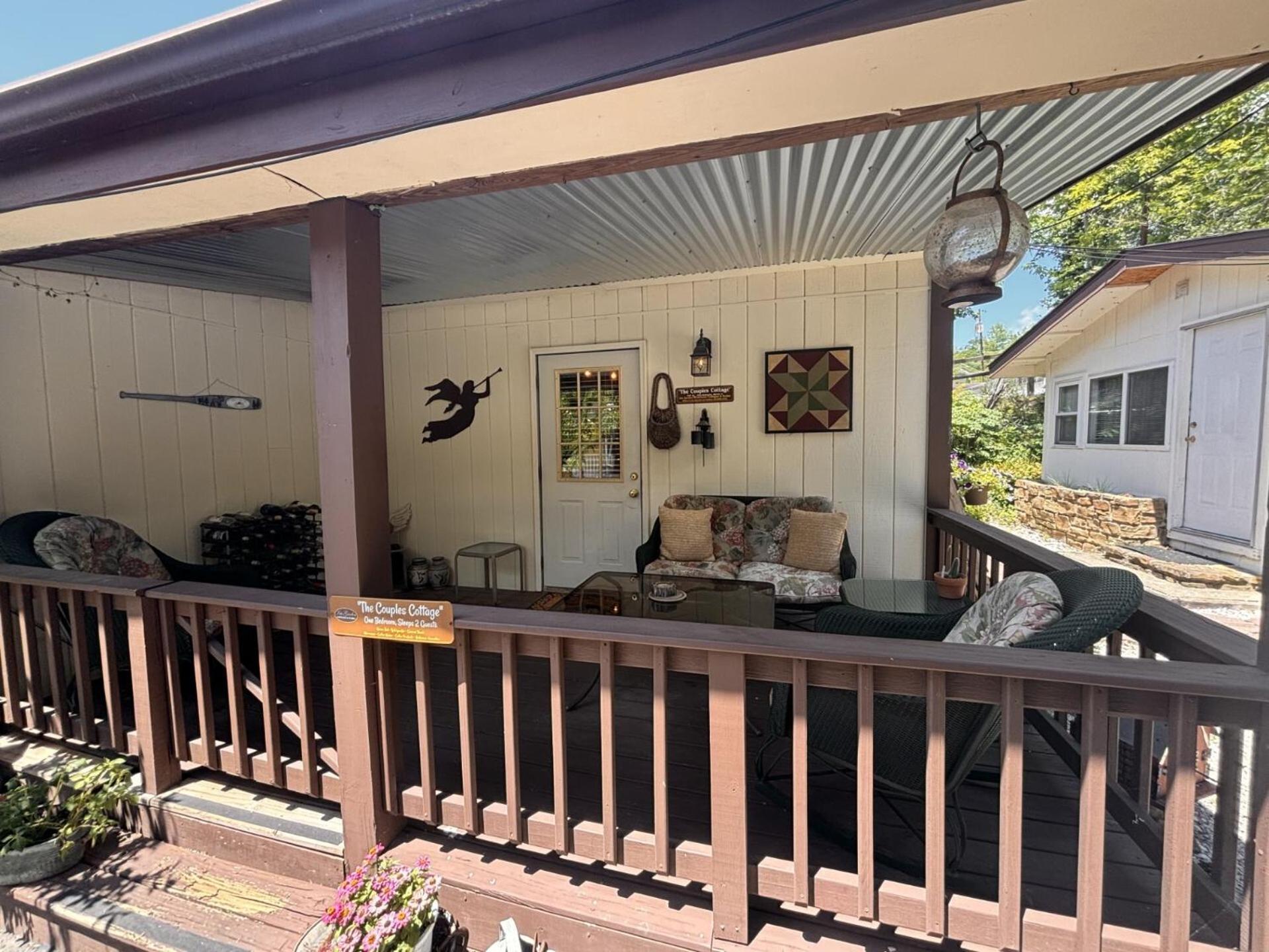 The Iris Garden Downtown Cottages And Suites Nashville Room photo